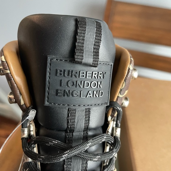 Size uk6 , 40, 25 cm…. Brand new …. With box ….made in Italy …. - Picture 4 of 7